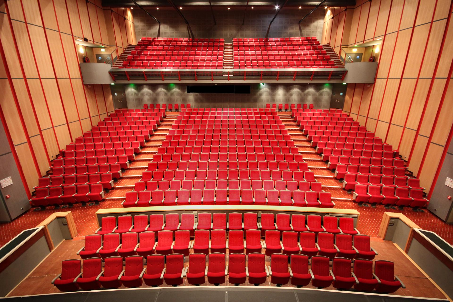 Salle de spectacle casino Barrières Bordeaux lac